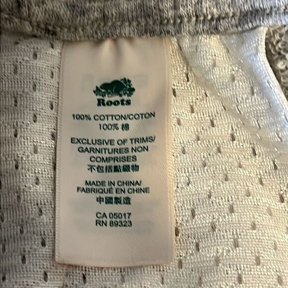 Roots Grey Knee Length Skirt Size L - Picture 10 of 10